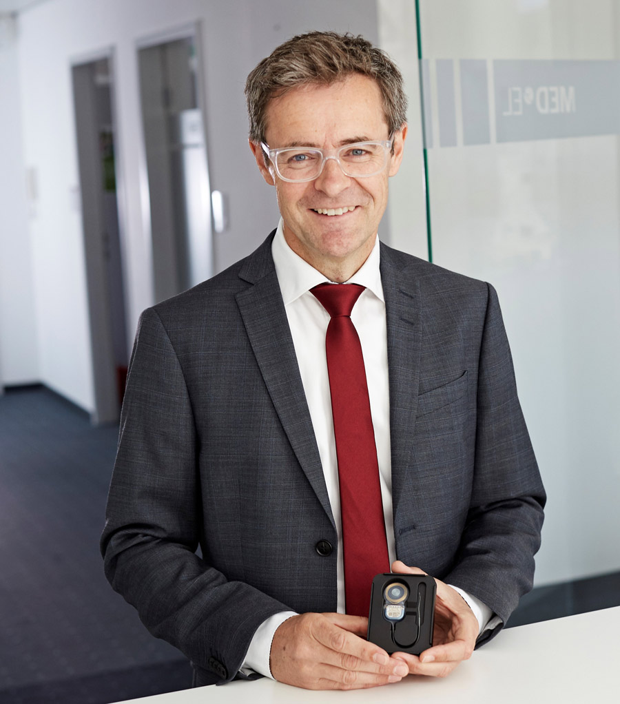 Geschäftsführer Gregor Dittrich freut sich über die Aufnahme
von MED-EL Deutschland in den BVHI