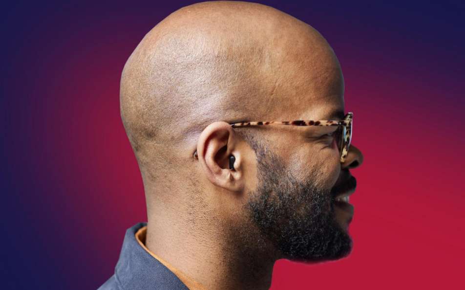 Im-Ohr-Hörgeräte mit Akku: von Einstieg bis Premium