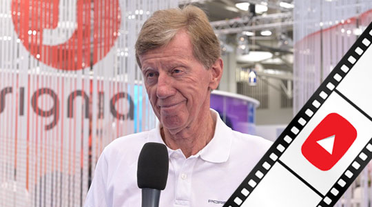 Interview mit Signia Markenbotschafter und Rallyelegende Walter Röhrl Interview mit Signia Markenbotschafter und Rallyelegende Walter Röhrl