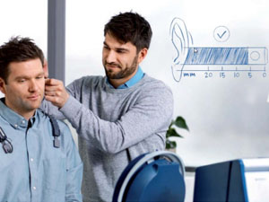 Doppelblind-Studie: Hörgeräteanpassung via Real-Ear-Messung Doppelblind-Studie: Hörgeräteanpassung via Real-Ear-Messung
