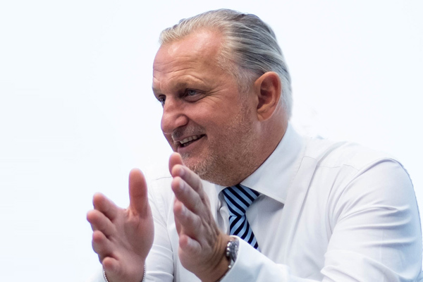 Hintergrund: Peter David Schaade verlässt Widex